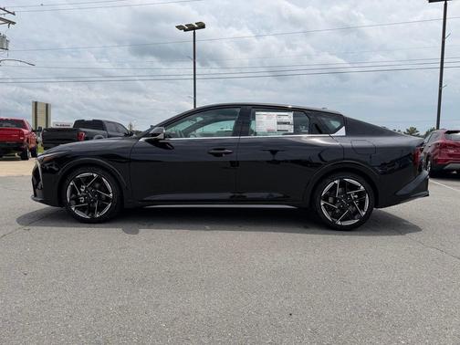 Aurora Black Pearl 2026 Kia K4 GT-LINE