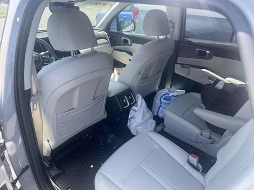 2023 Kia Sorento EX