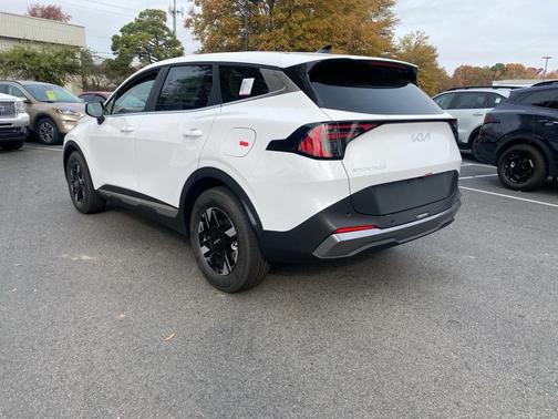 2026 Kia Sportage LX