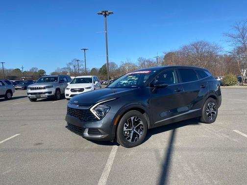 2024 Kia Sportage EX