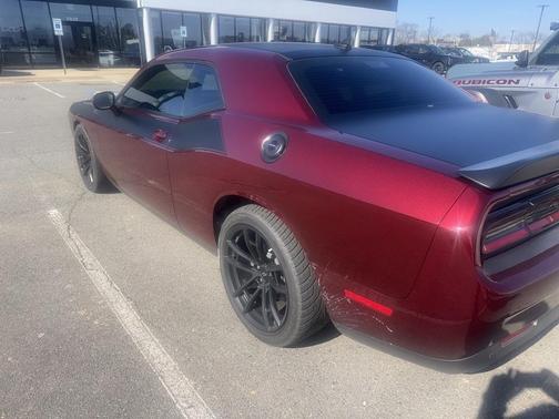 2017 Dodge Challenger R/T 392