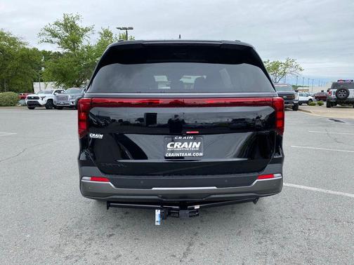 Aurora Black Pearl 2026 Kia Carnival SX