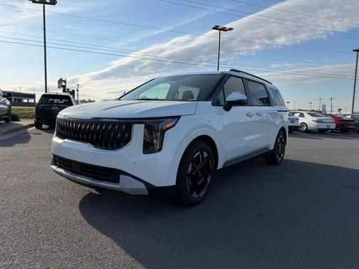 Snow White Pearl 2026 Kia Carnival EX