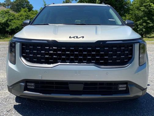 Ivory Silver 2026 Kia Carnival SX