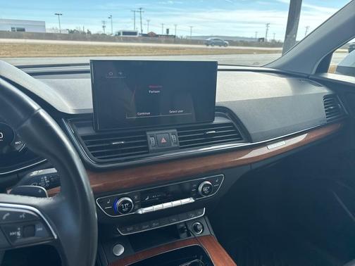 2021 Audi Q5 40 Premium Plus