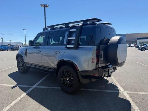 Eiger Grey 2022 Land Rover Defender 110 X-Dynamic SE