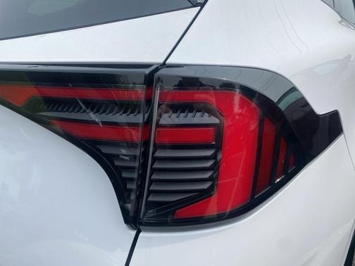 2026 Kia Sportage SX