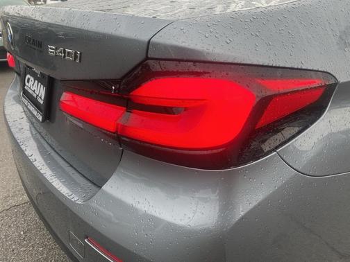 2022 BMW 540 i xDrive