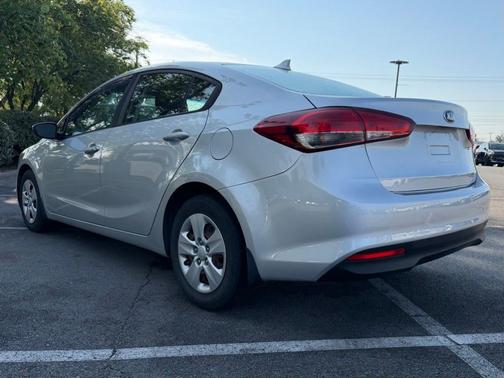 Silky Silver 2018 Kia Forte LX