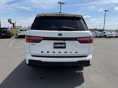 Ice 2024 Toyota Sequoia SR5