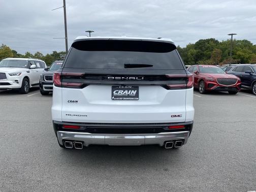 2024 GMC Acadia Denali