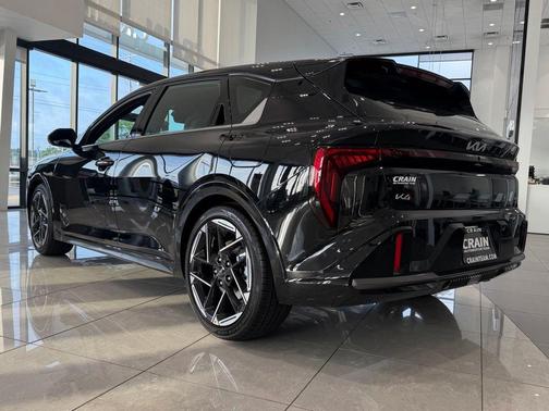Aurora Black Pearl 2026 Kia K4 GT-LINE