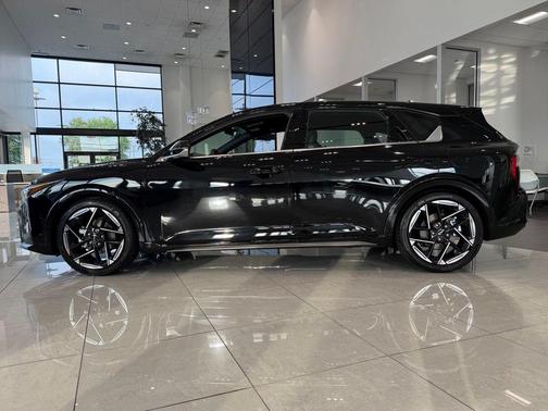 Aurora Black Pearl 2026 Kia K4 GT-LINE