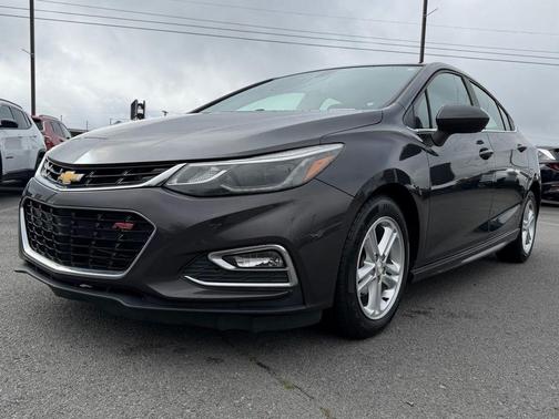 Tungsten Metallic 2017 Chevrolet Cruze LT