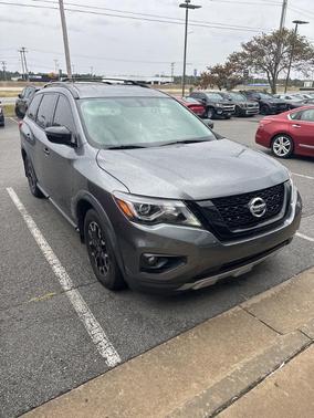 2019 Nissan Pathfinder SV