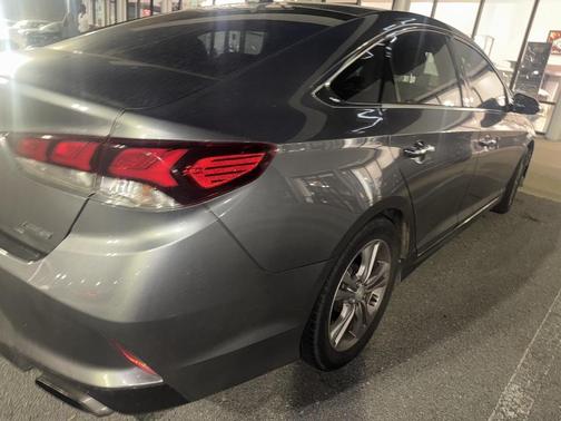 2019 Hyundai SONATA Limited