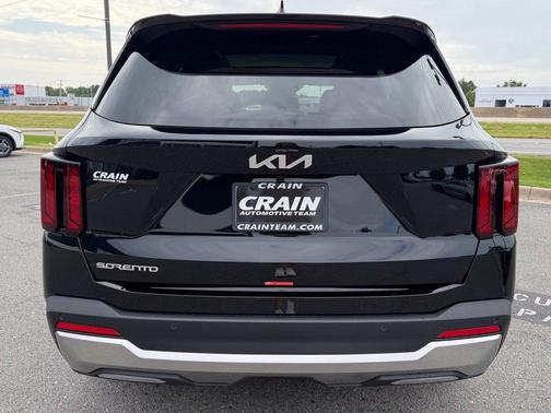 Ebony Black 2026 Kia Sorento S