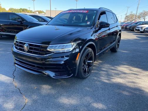 2023 Volkswagen Tiguan 2.0T SE R-Line Black