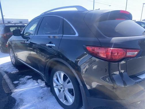 2014 INFINITI QX70 Base