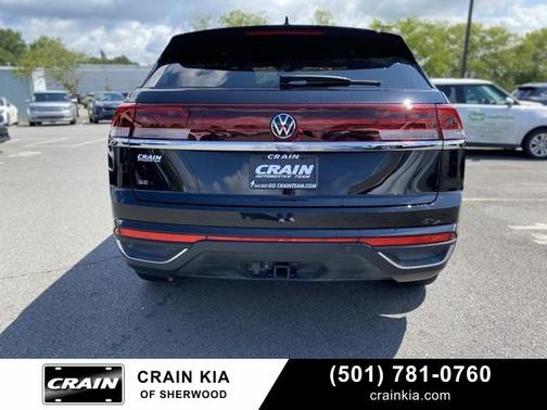 2024 Volkswagen Atlas Cross Sport 2.0T SE w/Technology