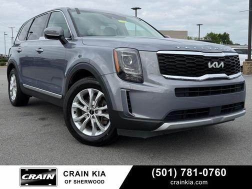 Everlasting Silver 2022 Kia Telluride LX
