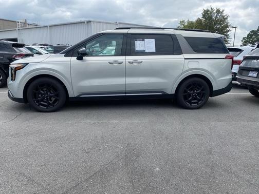 2025 Kia Carnival SX Prestige