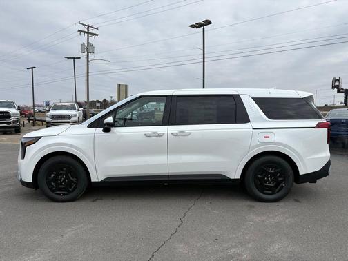 Snow White Pearl 2026 Kia Carnival LXS