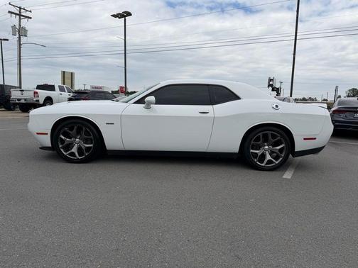 Bright White Clearcoat 2015 Dodge Challenger R/T