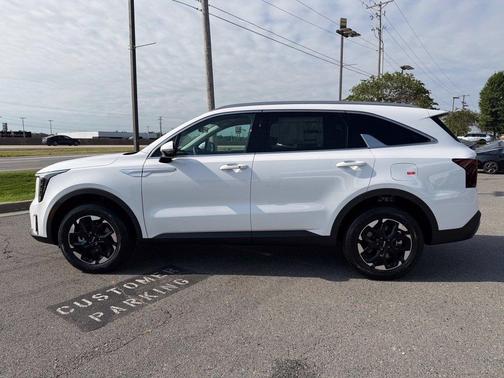 Glacial White Pearl 2026 Kia Sorento S