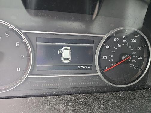 Glacial White Pearl 2022 Kia Sorento LX