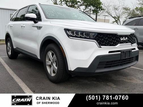 Glacial White Pearl 2022 Kia Sorento LX