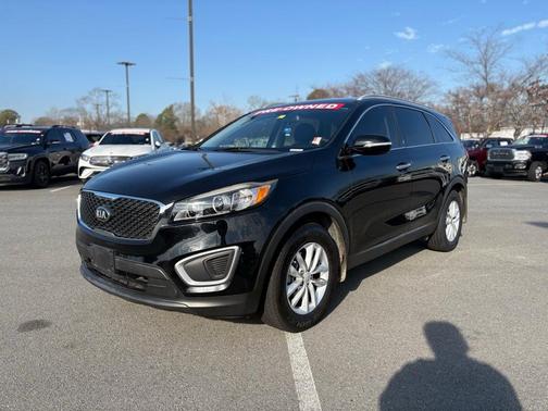 2018 Kia Sorento LX