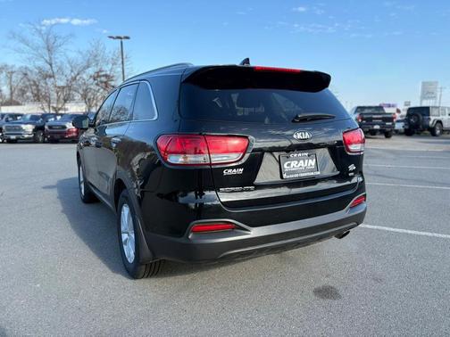 2018 Kia Sorento LX