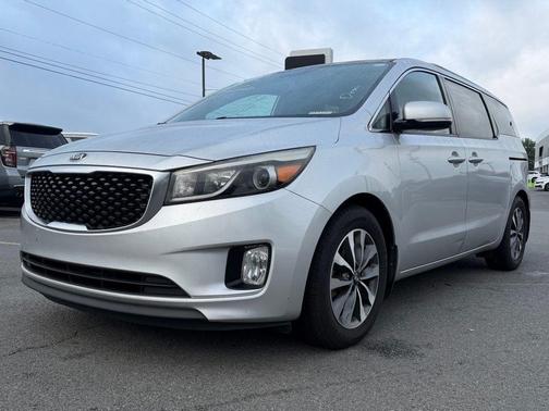 Bright Silver 2015 Kia Sedona SX