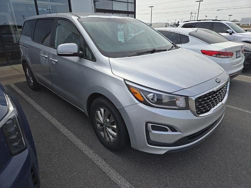 2021 Kia Sedona LX