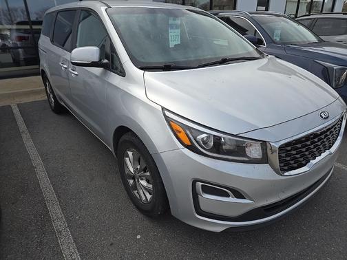 2021 Kia Sedona LX