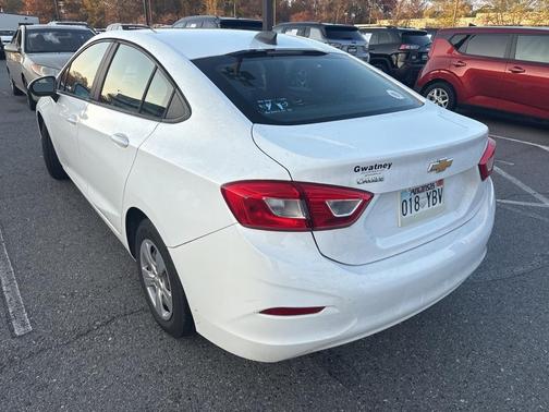2018 Chevrolet Cruze LS