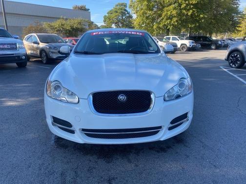 2011 Jaguar XF Base