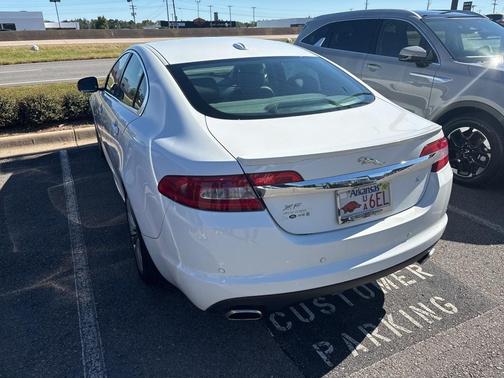 2011 Jaguar XF Base
