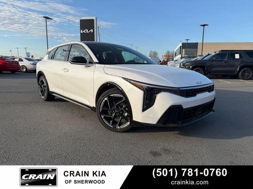 Snow White Pearl 2026 Kia K4 GT-LINE