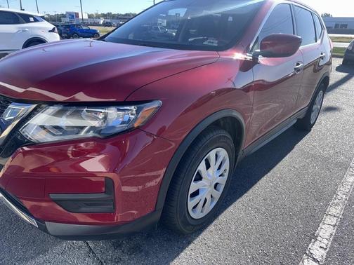 2017 Nissan Rogue S