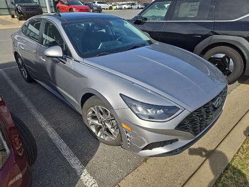 2021 Hyundai SONATA SEL