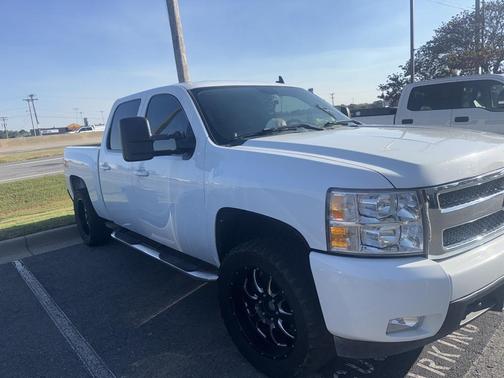 2008 Chevrolet Silverado 1500 LTZ Crew Cab