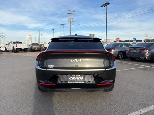 2022 Kia EV6 Wind