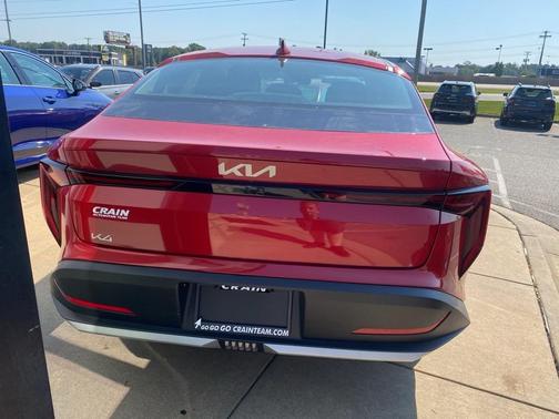2025 Kia K4 LXS