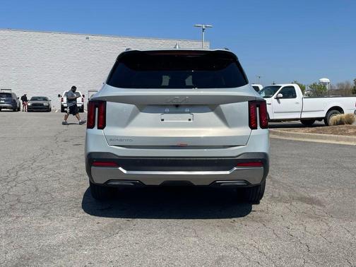 Ivory Silver 2026 Kia Sorento S