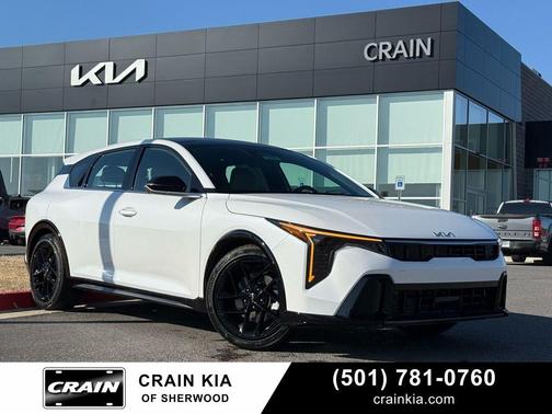 Snow White Pearl 2026 Kia K4 GT-LINE