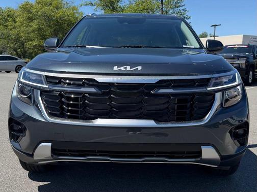 Gravity Gray 2026 Kia Seltos S