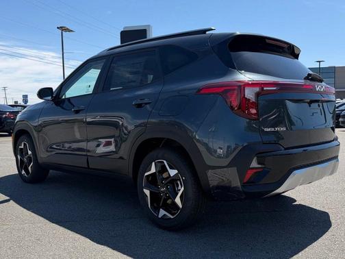 Gravity Gray 2026 Kia Seltos S