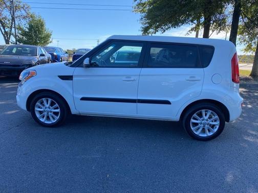 2013 Kia Soul Base